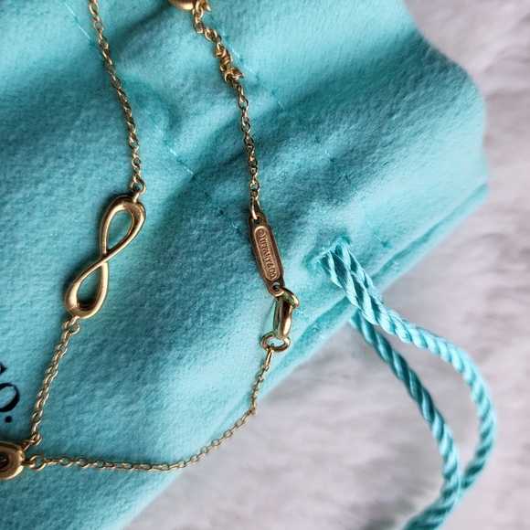 Tiffany and Co. Infinity Endless Bracelet 18K Yellow Gold Size: Large (8.5") - Picture 2 of 11